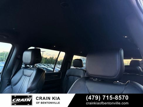 Used 2022 Jeep Wagoneer Series III RWD image 22