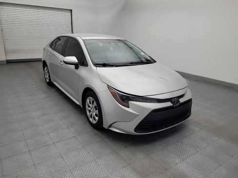 Used 2024 Toyota Corolla LE FWD image 13