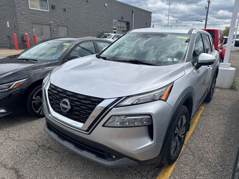 Used 2022 Nissan Rogue SV AWD/4WD image 28