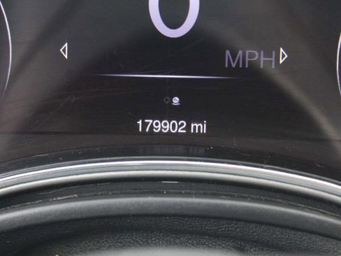 Used 2014 Jeep Grand Cherokee Limited AWD/4WD image 10