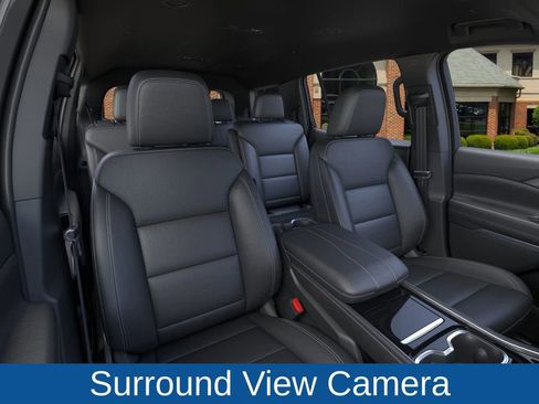 New 2026 Chevrolet Traverse LT image 16