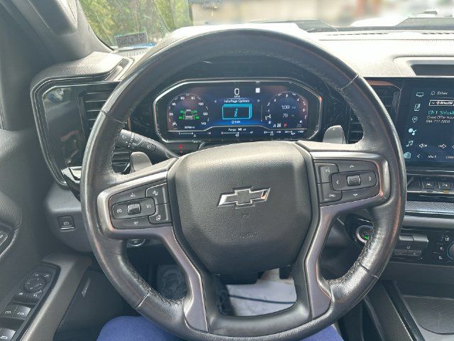 Used 2022 Chevrolet Silverado 1500 ZR2 w/ Technology Package AWD/4WD image 16