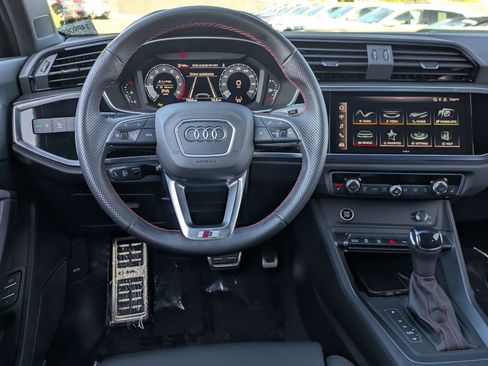 Used 2025 Audi Q3 2.0T Premium Plus w/ Premium Plus Package AWD/4WD image 8