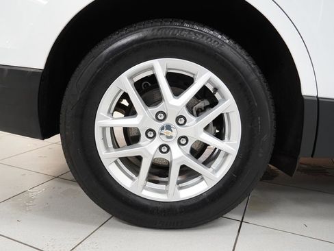 Used 2023 Chevrolet Equinox LS w/ LS Convenience Package image 28