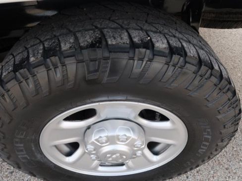 Used 2022 RAM 2500 Tradesman RWD image 13