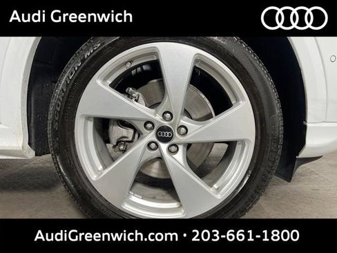 Certified 2025 Audi Q5 Premium w/ Premium Plus AWD/4WD image 9