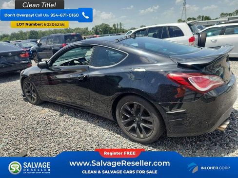 Used 2013 Hyundai Genesis 2.0T RWD image 3