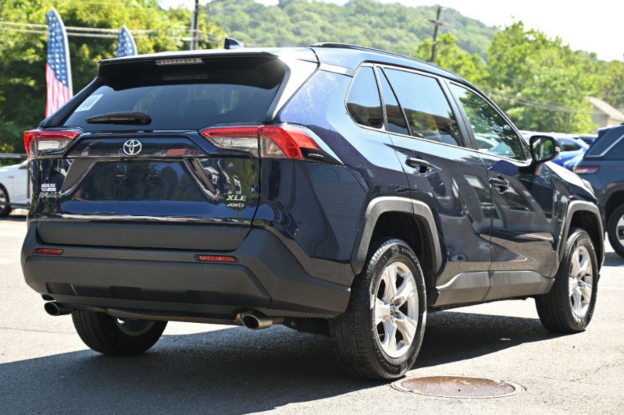 Used 2020 Toyota RAV4 XLE w/ All Weather Liner Package AWD/4WD image 5