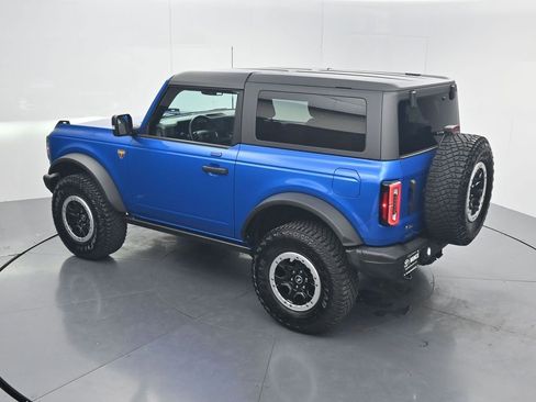 Used 2023 Ford Bronco Badlands w/ Sasquatch Package AWD/4WD image 56