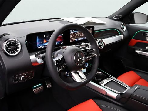 New 2026 Mercedes-Benz GLB 35 AMG 4MATIC image 20