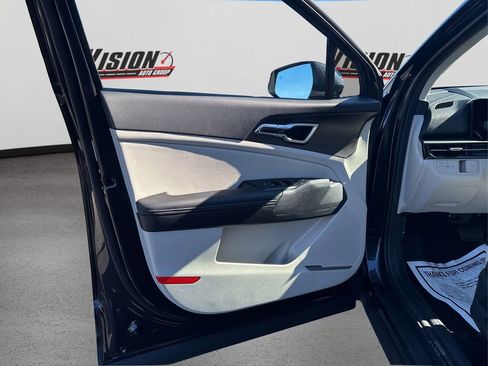 New 2026 Kia Sportage EX image 16