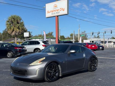 Used 2016 Nissan 370Z Touring image 8
