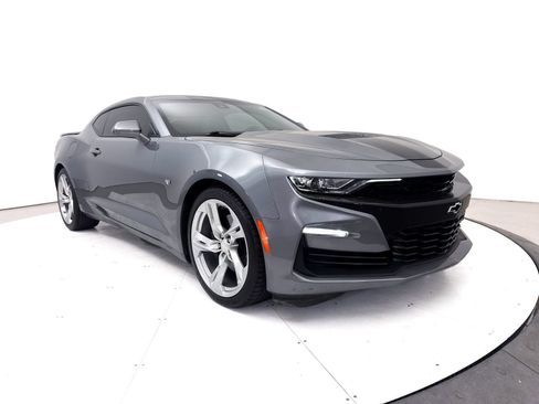 Used 2019 Chevrolet Camaro SS RWD image 16