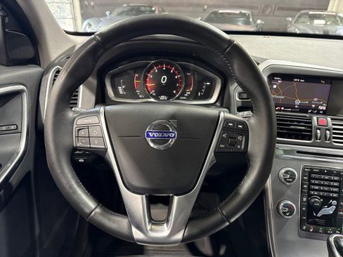 Used 2017 Volvo XC60 T6 Dynamic w/ Climate Package image 67