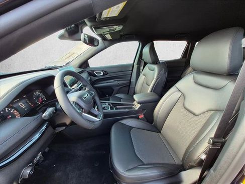 New 2026 Jeep Compass Latitude AWD/4WD image 16