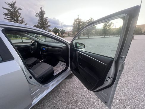 Used 2014 Toyota Corolla L FWD image 10