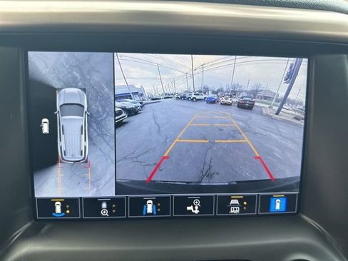 Used 2023 GMC Acadia Denali w/ Denali Ultimate Package image 12