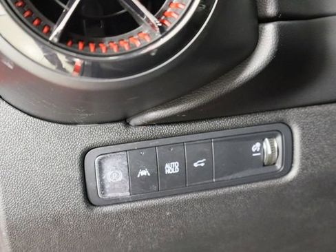 Used 2024 Chevrolet Equinox EV RS image 20