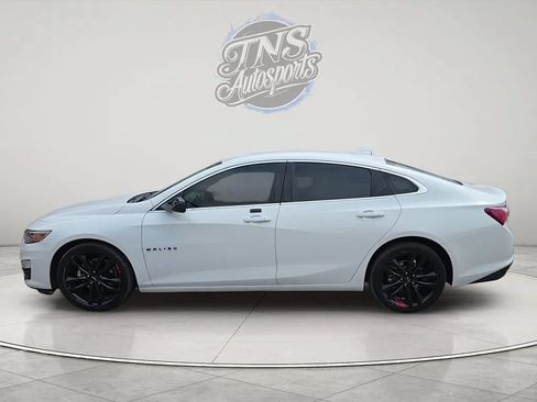Used 2020 Chevrolet Malibu LT w/ Redline Edition FWD image 2
