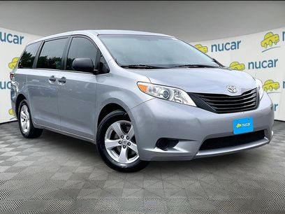 Used 2017 Toyota Sienna L