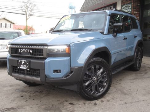 Used 2025 Toyota Land Cruiser w/ Premium Package AWD/4WD image 41
