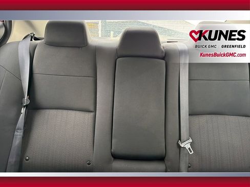 Used 2024 Nissan Altima 2.5 SV FWD image 29