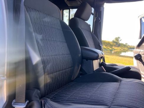 Used 2017 Jeep Wrangler Unlimited Sahara w/ Max Tow Package image 14