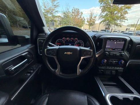 Used 2020 Chevrolet Silverado 2500 LTZ image 7