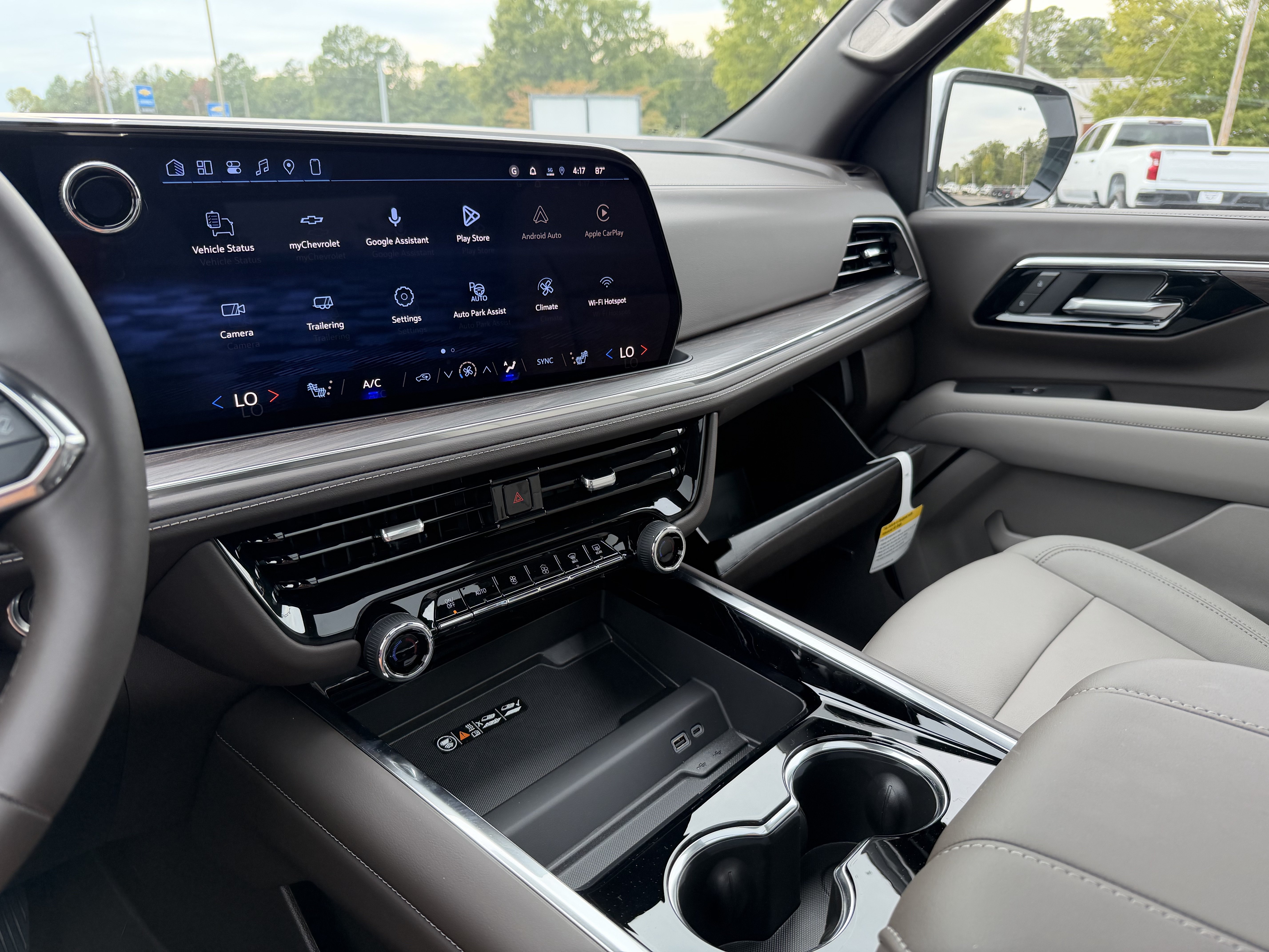 New 2027 Chevrolet Tahoe LT w/ Comfort Package RWD image 24