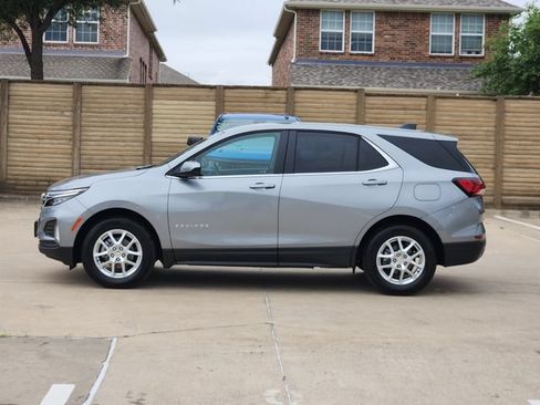 Used 2024 Chevrolet Equinox LT FWD image 12