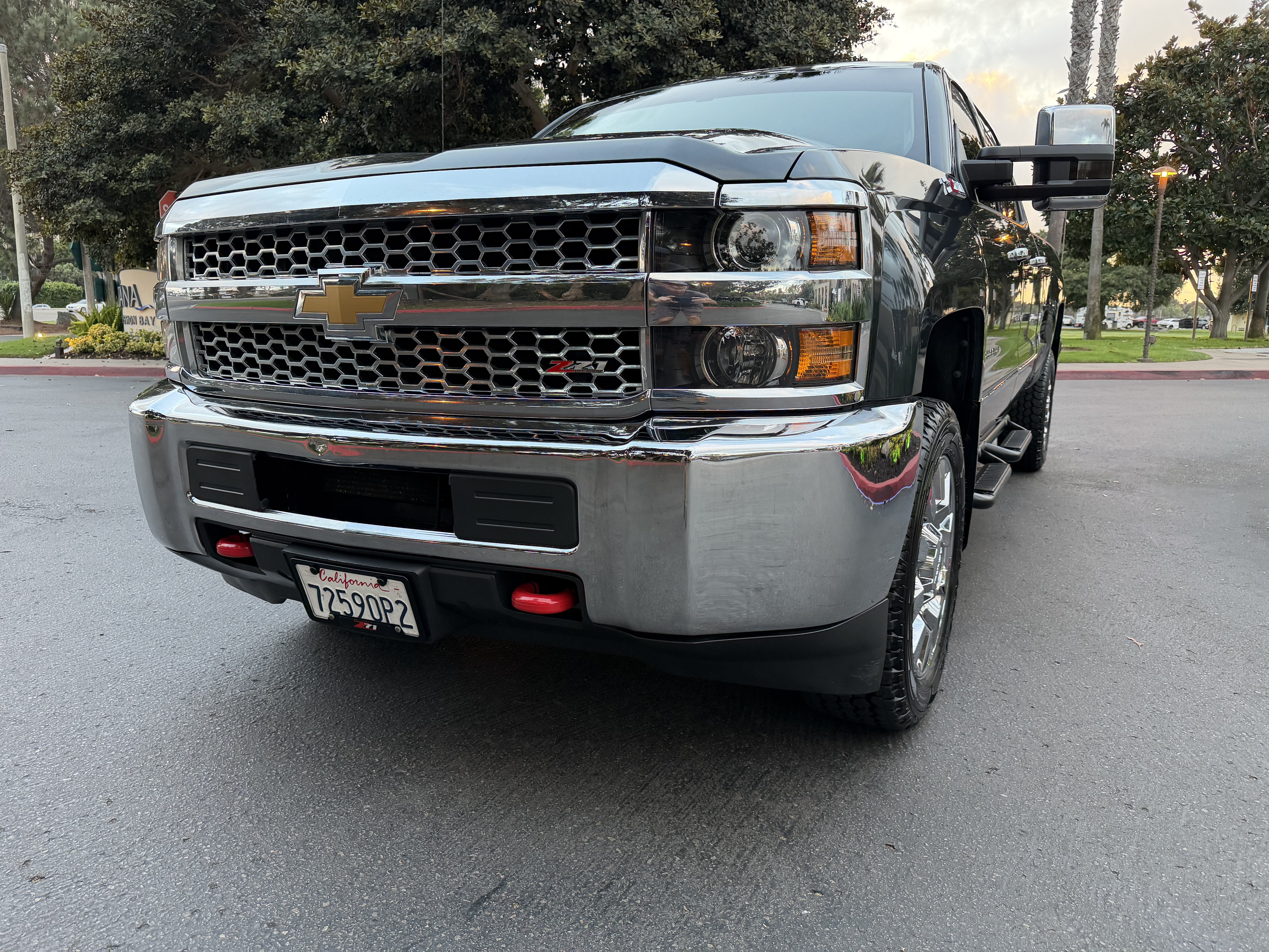 Used 2019 Chevrolet Silverado 2500 W/T w/ WT Convenience Package AWD/4WD image 3