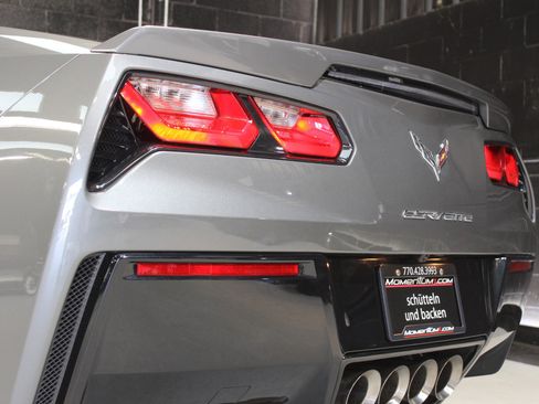 Used 2016 Chevrolet Corvette Stingray Coupe w/ 2LT Preferred Equipment Group image 10