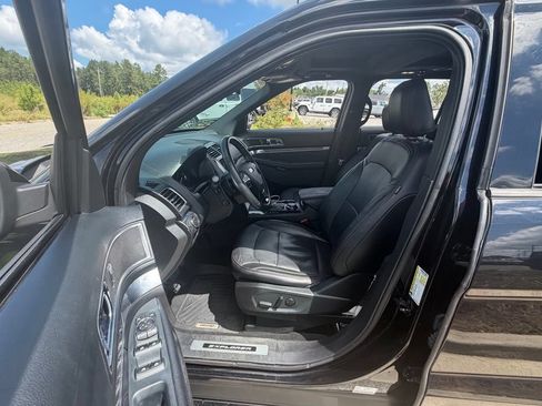 Used 2019 Ford Explorer Sport w/ Equipment Group 401A AWD/4WD image 32