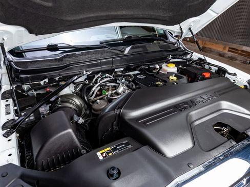 Used 2026 RAM 2500 Limited image 40