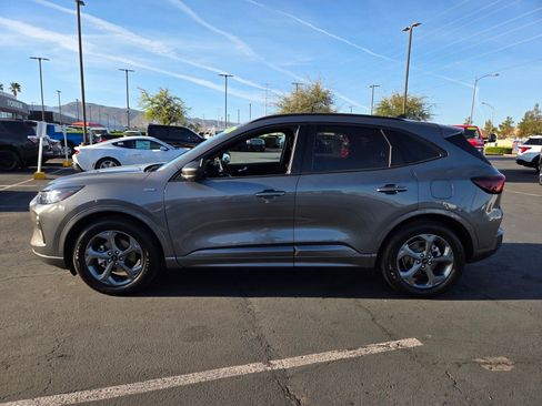 Certified 2024 Ford Escape ST-Line image 3