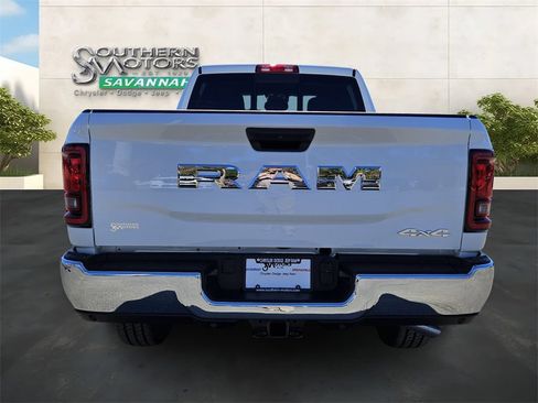 New 2026 RAM 2500 Tradesman AWD/4WD image 4
