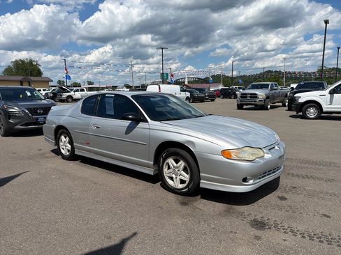 Used 2002 Chevrolet Monte Carlo SS w/ High Sport Appearance Pkg FWD image 3