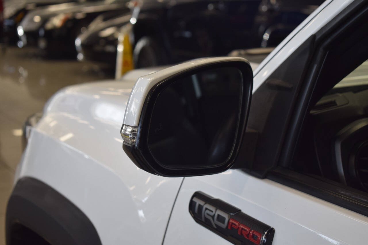 Used 2017 Toyota Tacoma TRD Pro AWD/4WD image 22