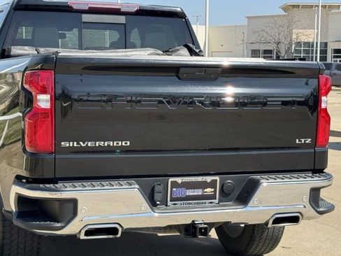 Used 2022 Chevrolet Silverado 1500 LTZ image 8