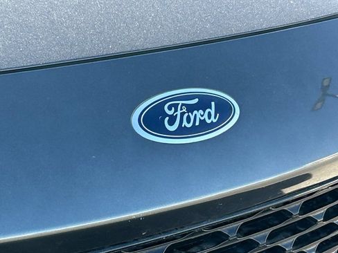 Used 2020 Ford Escape SE Sport image 10