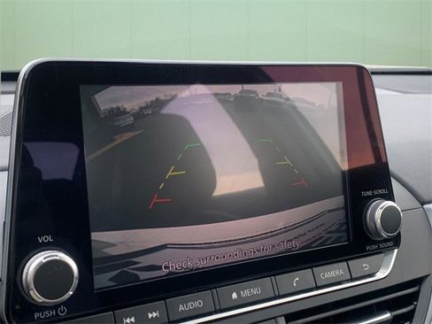 Used 2024 Nissan Altima 2.5 SR image 30