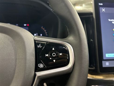 Used 2026 Volvo XC60 B5 Core w/ Protection Package Premier image 14