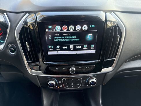 Used 2019 Chevrolet Traverse LT w/ LT Premium Package image 18