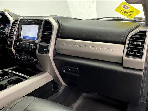 Used 2020 Ford F250 Lariat w/ Lariat Value Package image 15