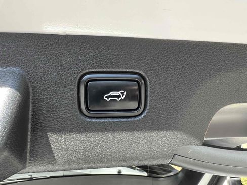 Used 2023 Kia Sportage SX FWD image 10