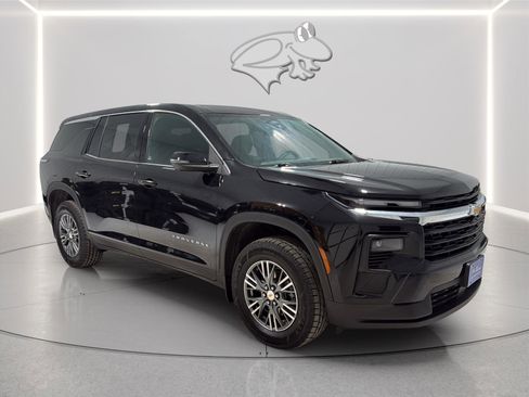 Used 2024 Chevrolet Traverse LS w/ LPO, Floor Liner Package FWD image 7