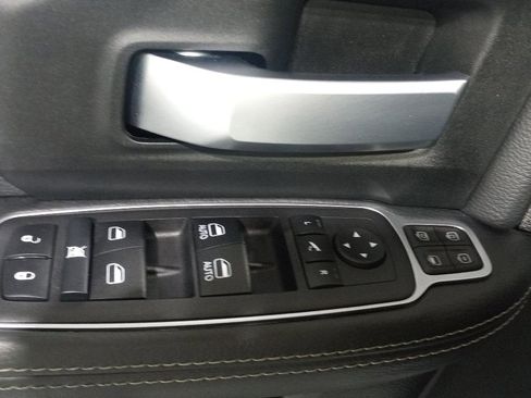 Used 2024 RAM 2500 Big Horn w/ Bed Utility Group image 11