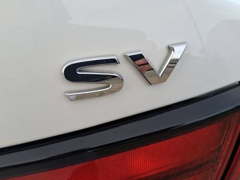 Used 2021 Nissan Sentra SV FWD image 13