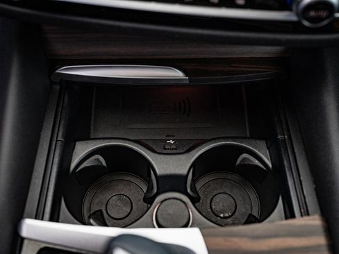 Used 2023 BMW 540i xDrive image 32