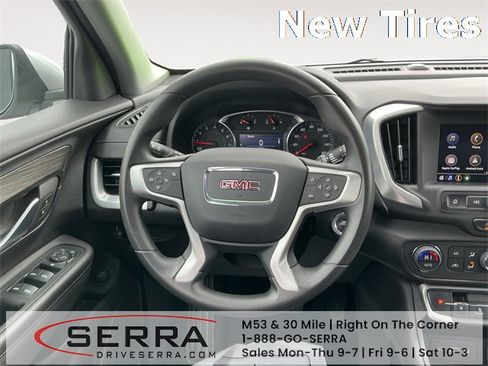Used 2022 GMC Terrain SLE w/ Driver Convenience Package image 12